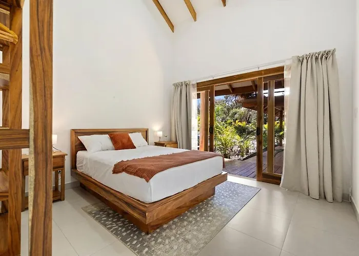 Casa Aves